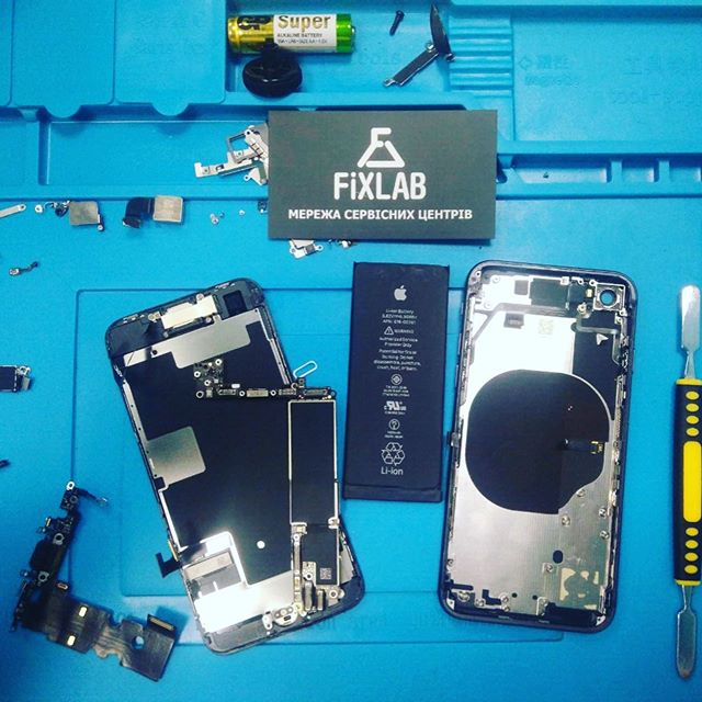 Замена разъема зарядки iPhone цена Киеве