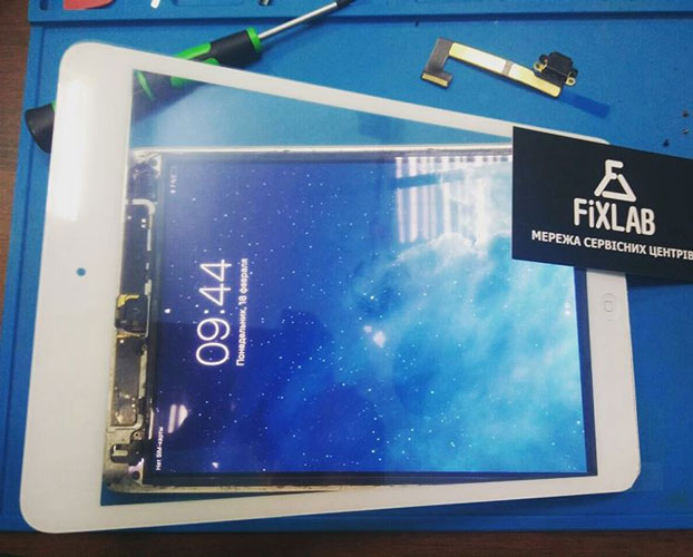  Замена тачскрина в iPad mini