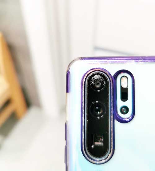 Замена разбитого стекла камеры Huawei P30 Pro в Киеве