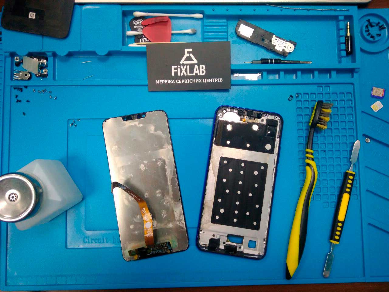 Замена экрана Huawei P smart Plus цена Киев
