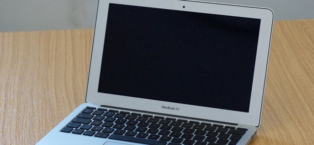 Почему не включается MacBook