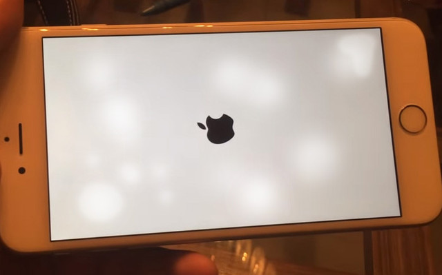 белые пятна на экране iphone 6 белые пятна на экране iphone 6